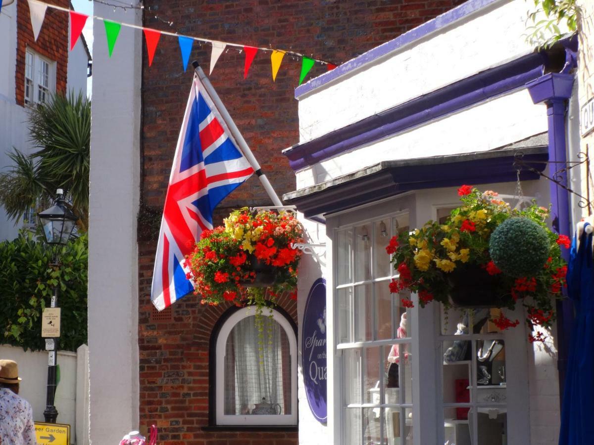 Bentleys Coast And Country B&B Lymington Esterno foto